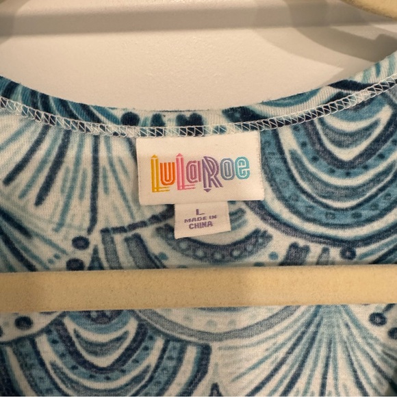 Women’s size Large | LuLaRoe | Tank Top - Picture 3 of 4